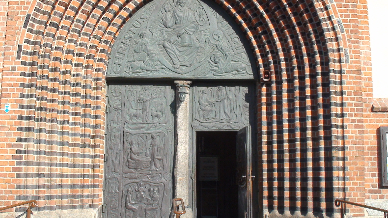 Eingangspforte Mariendom