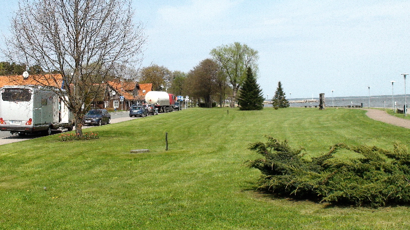 Uferpromenade von Juodkrante am Haff