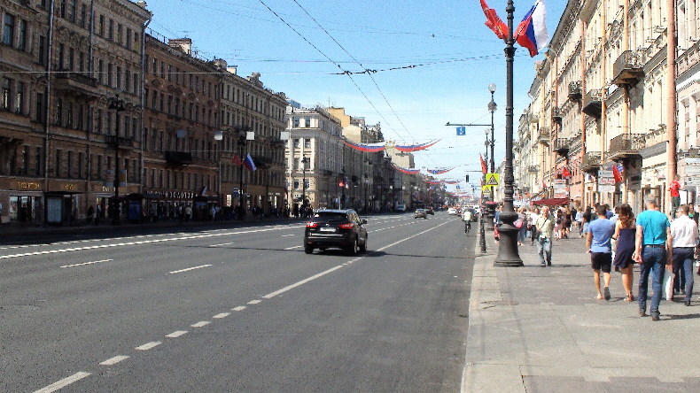Nevskiy prospekt, die Haupteinkaufsstraße