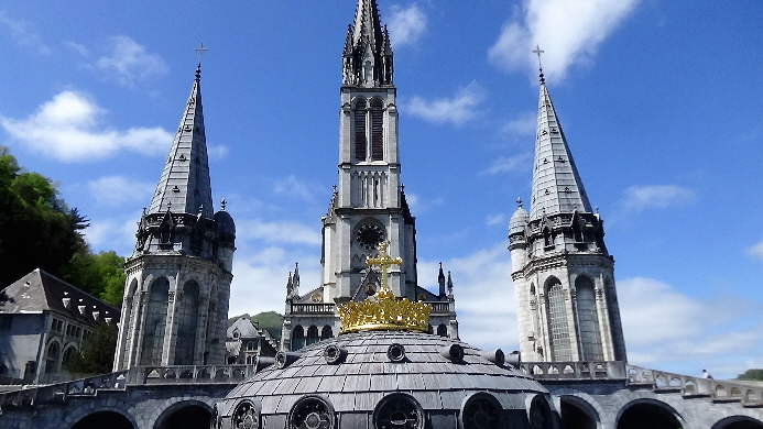 obere Basika und Krypta de l'Immaculée Conception