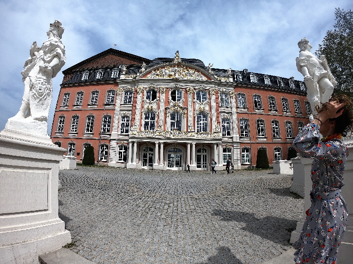Kurfürstliches Palais