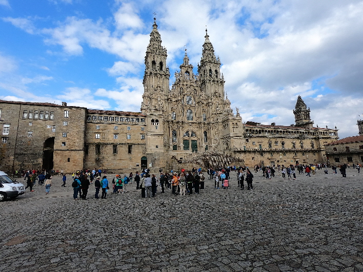 Kathedrale mit Vorplatz
