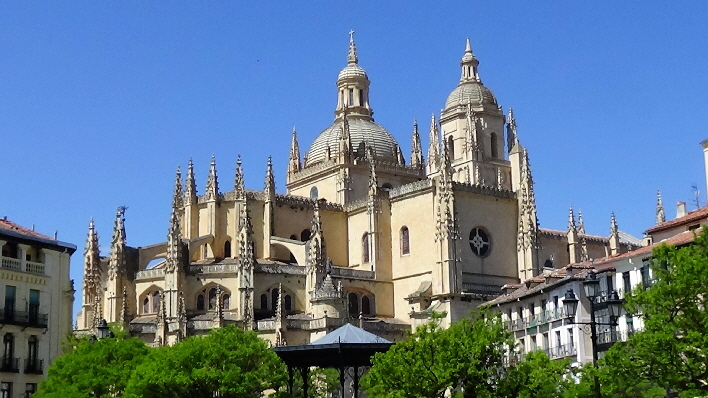 Kathedrale "Unserer Frau & St. Frutos"